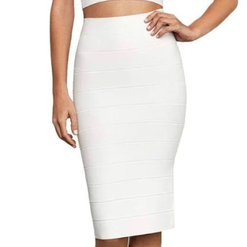 BCBG✨white pencil skirt